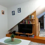 Gallery *